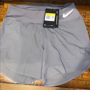 ❌Sold❌Nike women running shorts small